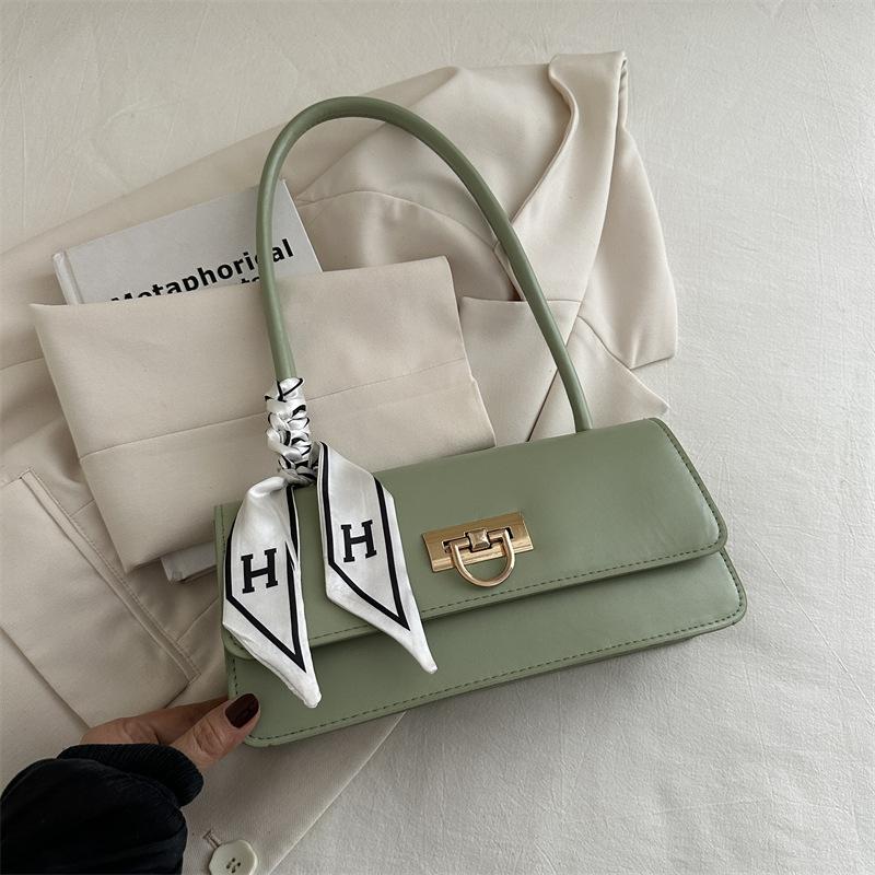 Small Square Bag Women's Bag Popular Underarm Portable Summer New Trend Beautiful Simple Shoulder Messenger Bag