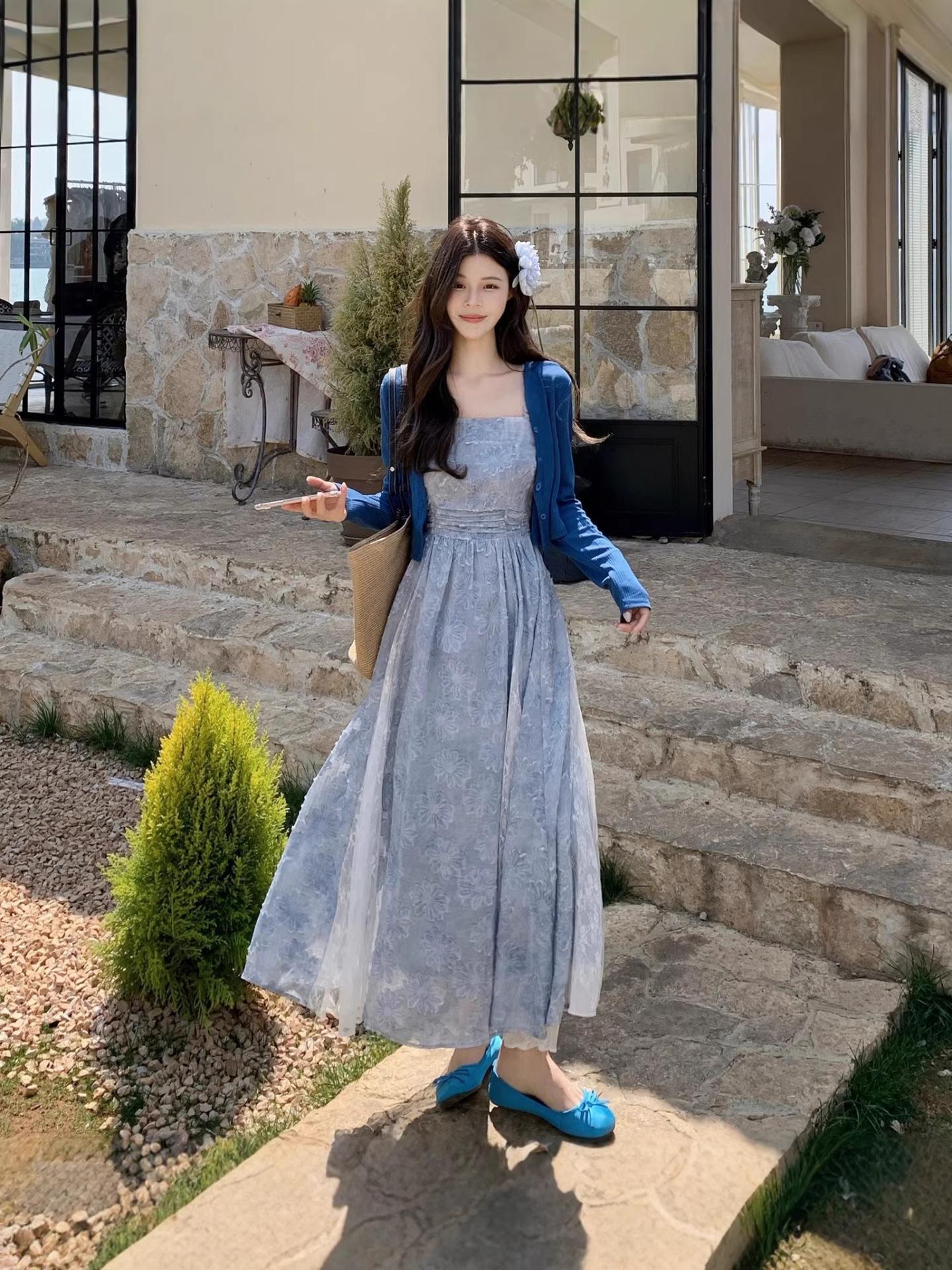 

Elegant Blue Jacquard Lace Camisole Dress & Cardigan Set for Plus Sizes XXL