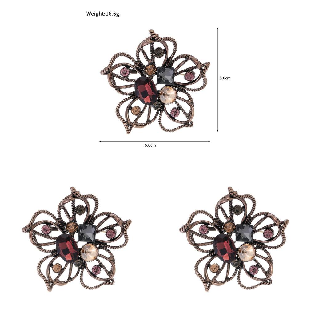 Vintage Flower Brooch Pin With Zinc Alloy Design For Elegant Ladies Accessories