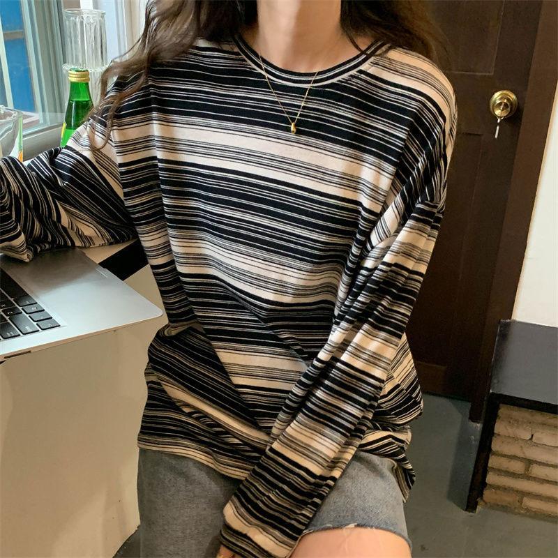 Harajuku T-shirt a righe a maniche lunghe da donna con scollo tondo Moda coreana T-shirt oversize Casual primavera Autunno grafica y2k Top T-shirt streetwear