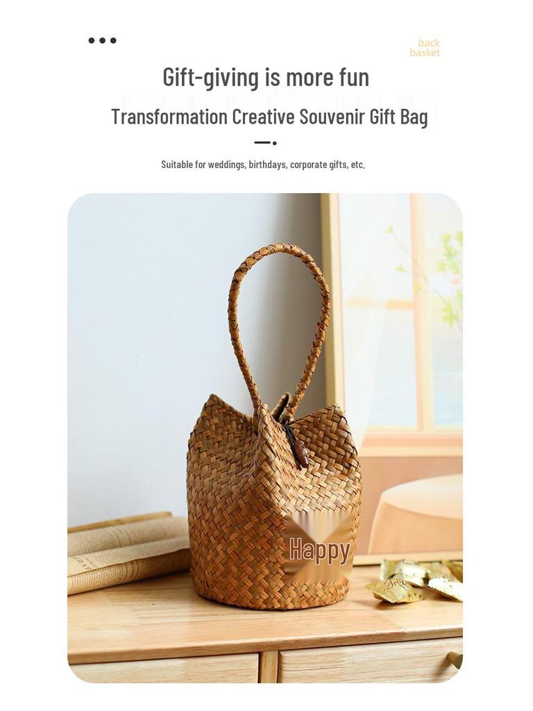 Conjunto de Presente para o Festival do Barco Dragão: Ovos de Pato Salgados, Zongzi e Especialidade Local em Cesto de Mão Trançado em Palha