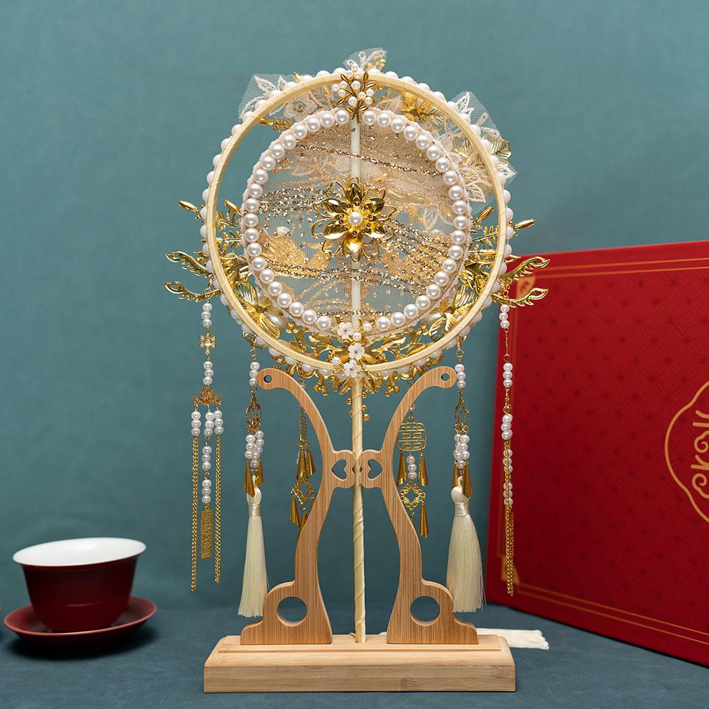 Dekorativer Fächer im chinesischen Stil für Brautgruppen Fächergeschenk für die beste Freundin Hochzeit und Materialpaket für fertigen Fächer Chinesischer Fächer