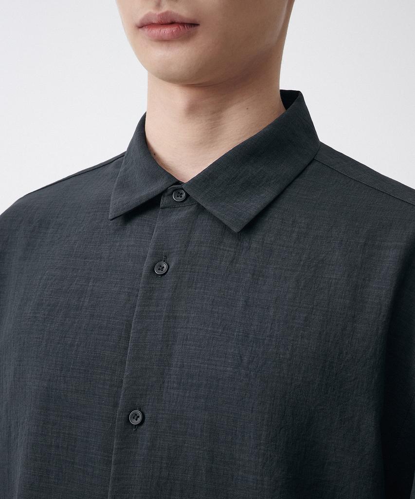 MUSINSA STANDARD Relaxed Linen-Like Short Sleeve Shirt [Dark Gray]