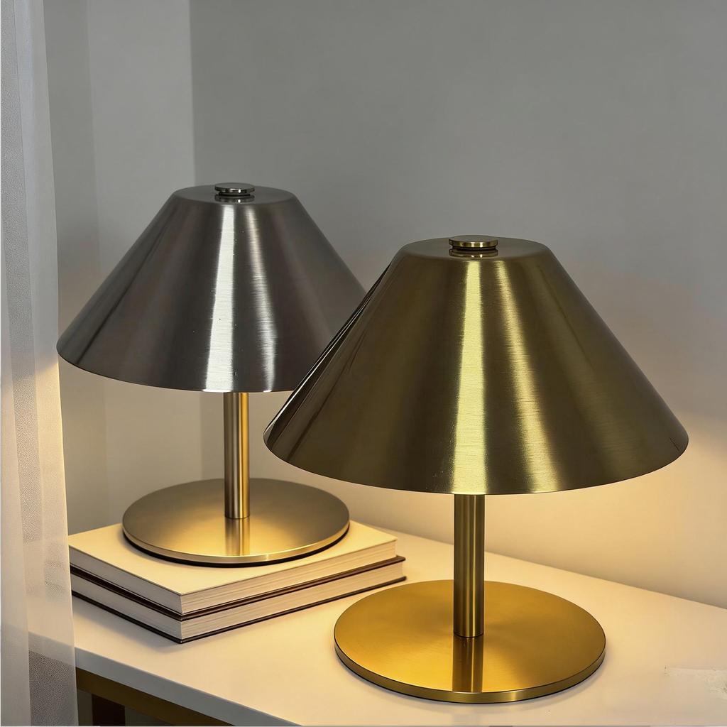 Umbrella Mushroom Metal Desk Lamp - USB Charging, Touch Dimming, Eye Protection, Simple & Atmospheric Design