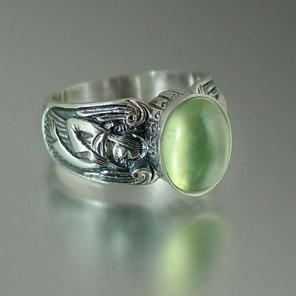 Retro Human Head Ring with Light Green Moonstone Size 8
