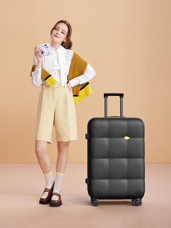 MGOB M10 Hardshell Spinner Luggage