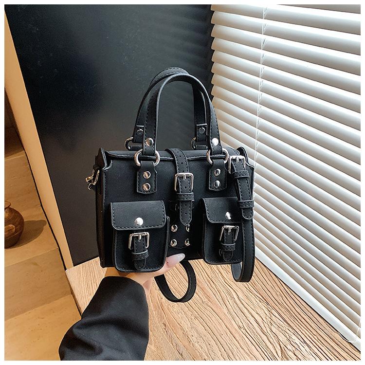 Spice Girl Locomotive Wind Handbag Women's New Trend Versatile Messenger Bag Personalized Shoulder Bag