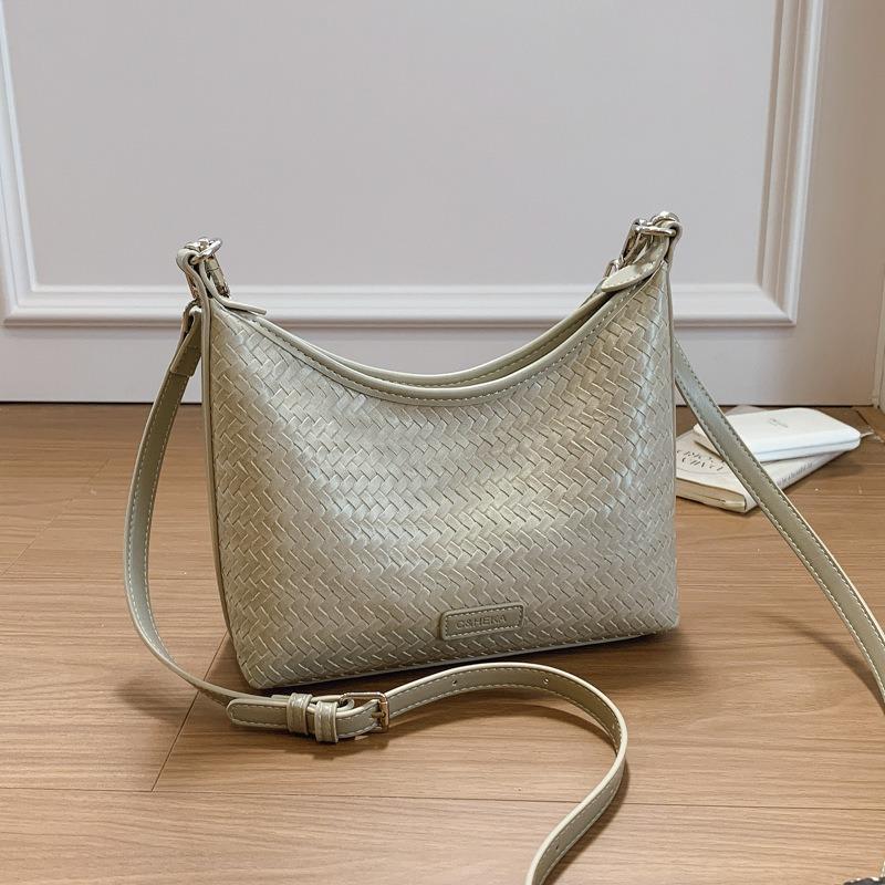 Small bag women's new niche design woven underarm dumpling small bag versatile single shoulder messenger bag