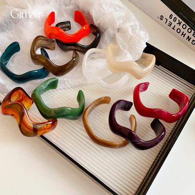 European and American Retro Irregular Wave Opening Bracelet Temperament Versatile Acrylic Bracelet Personalized Jewelry
