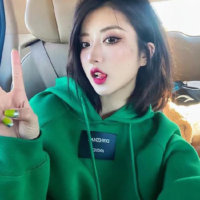 

Модная женская толстовка с капюшоном зеленого цвета на флисовой подкладке: Плотный, Свободный и Уютный Зимний Стиль L