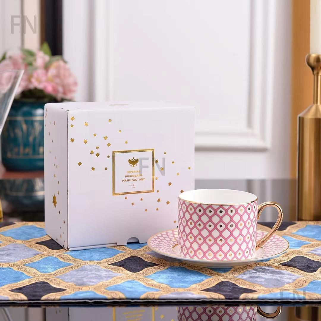 Eiropas kaula porcelāna tējas un kafijas