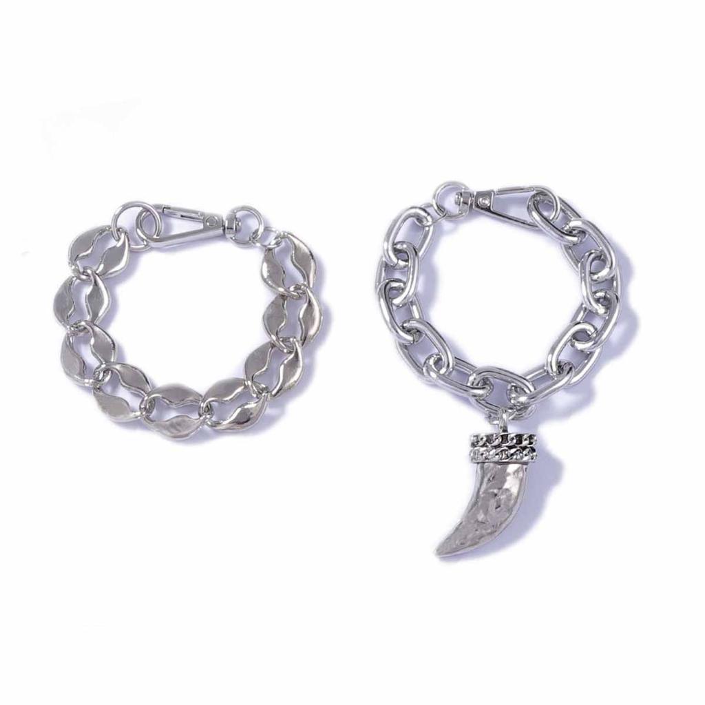 Personality, creative design, cold wind, metal chain, alloy animal horn pendant, double stacked necklace.