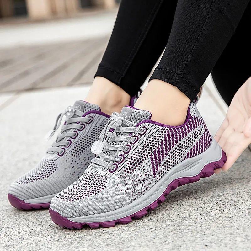 Shoes Women's 2025 New Spring and Autumn Walking Women's Soft Soles Are Not Tired Feet Middle-aged and Elderly Walking Shoes Breathable Mesh Mot