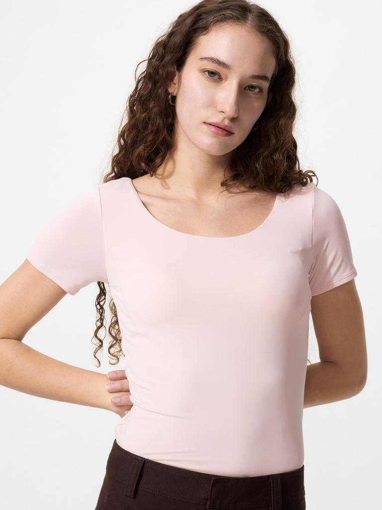 Uniqlo Japan Air RhyThm Bra T shirT shorT Sleeve