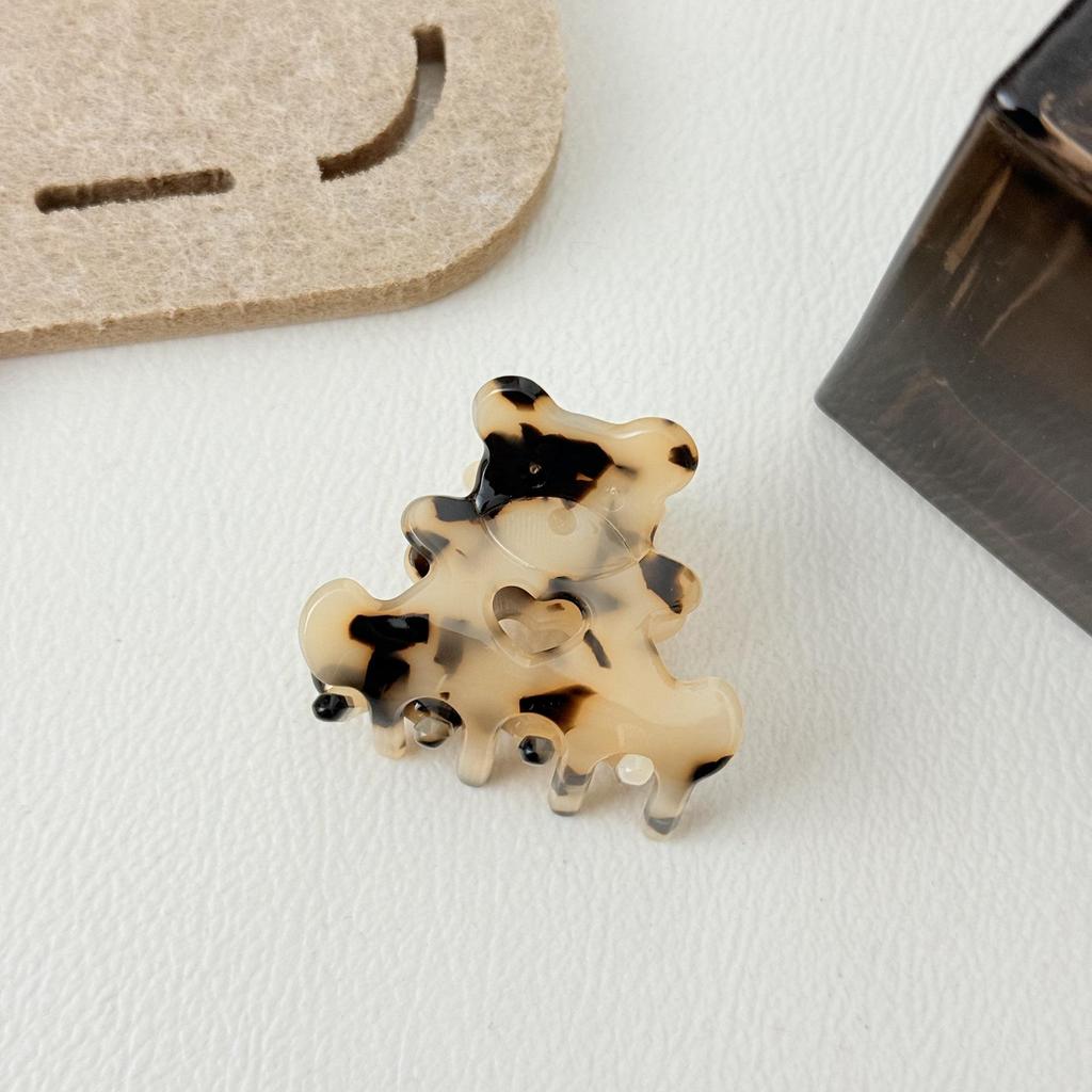 Medium Love Heart Bear Acetate Claw Hair Clip - Cute & Exquisite Hair Accessory