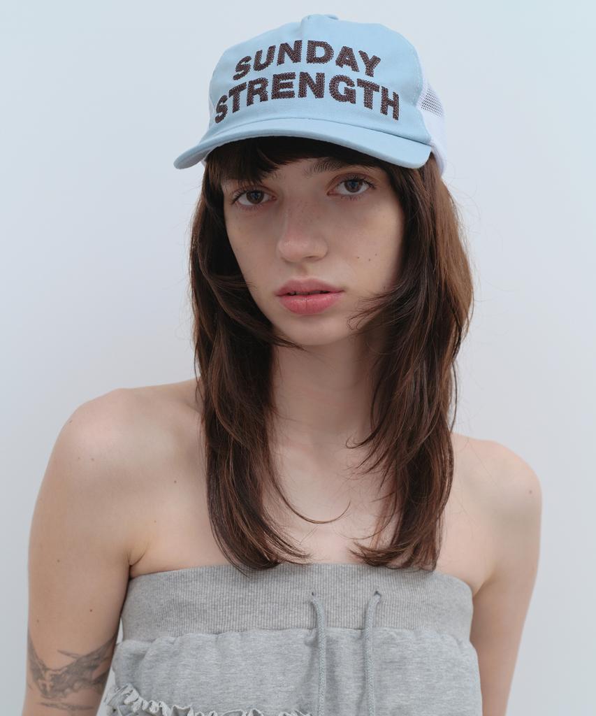 MILLO WOMEN Sunday Trucker Cap [Sky Blue]