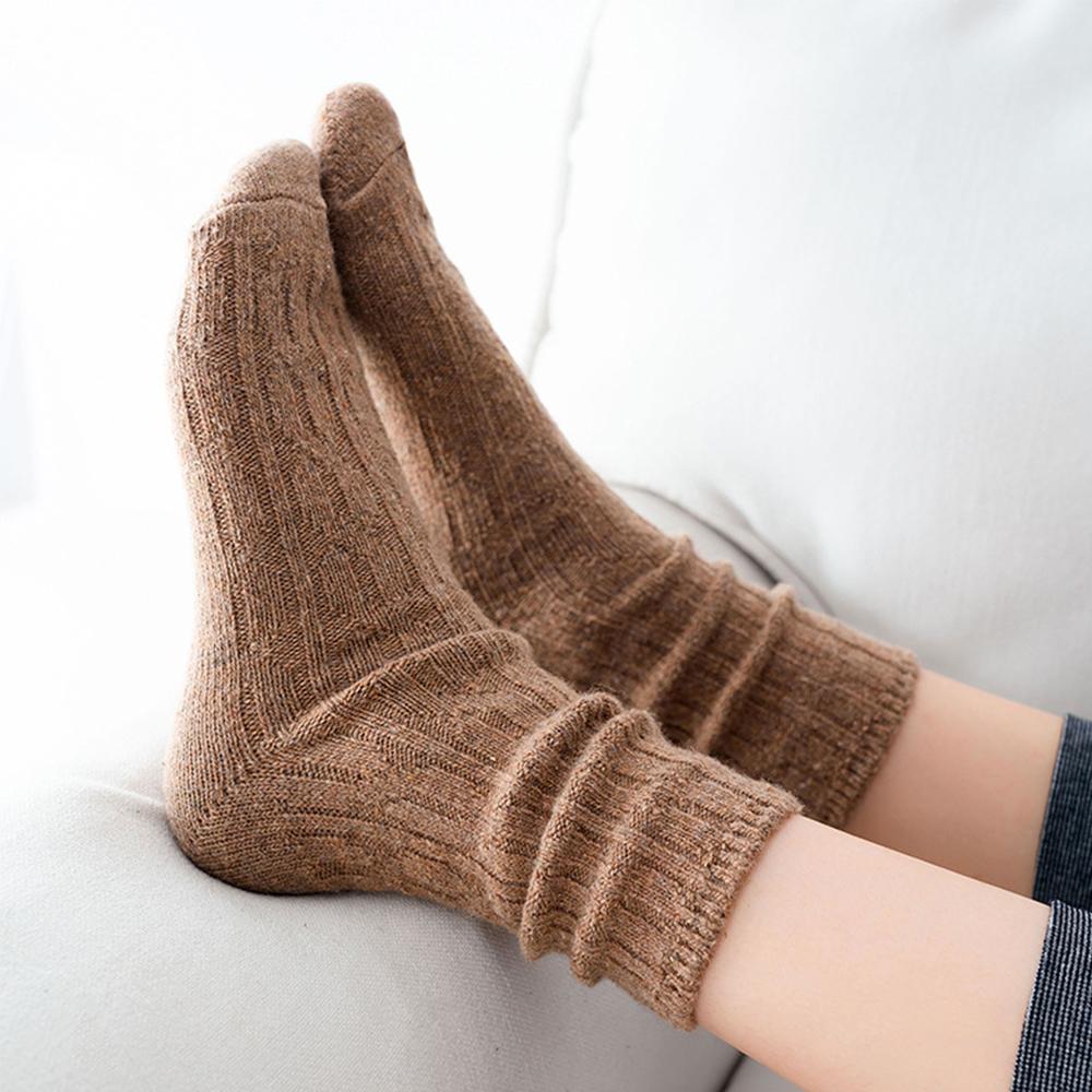 

Breathable Cute Winter Autumn Warmer Retro Hosiery Cotton Socks Woman Socks Solid color