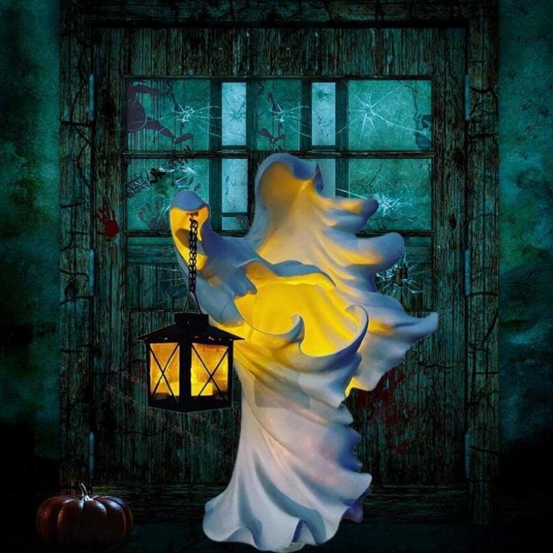 Halloween Outdoor LED Light The Ghost Looking For Light Hell Messenger Witch With Lantern Lamp Resin Ghost Sculpture Decoration