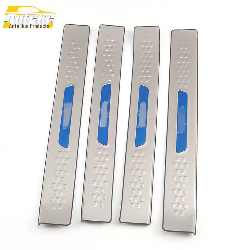

Hongguang S Stainless Steel Bumper Sill Protector with Decorative Anti-Scratch Strip
