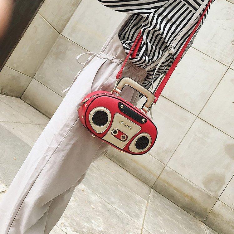 Persönlichkeit Retro-Radio-Form Tasche Damen Niedliche Handtasche Umhängetasche Messenger Bag Rock Crossbody-Tasche