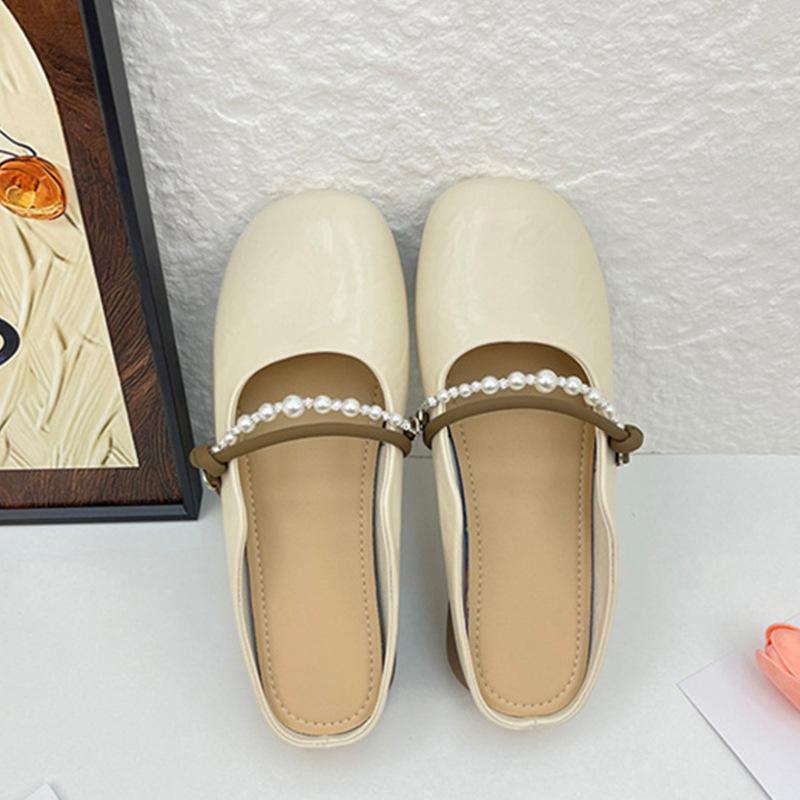 French Bag Head Half Slippers Women's Outer Wear 2025 New Spring Flat Bottom Pearl One Pedal Mary Jane Cool Slippers