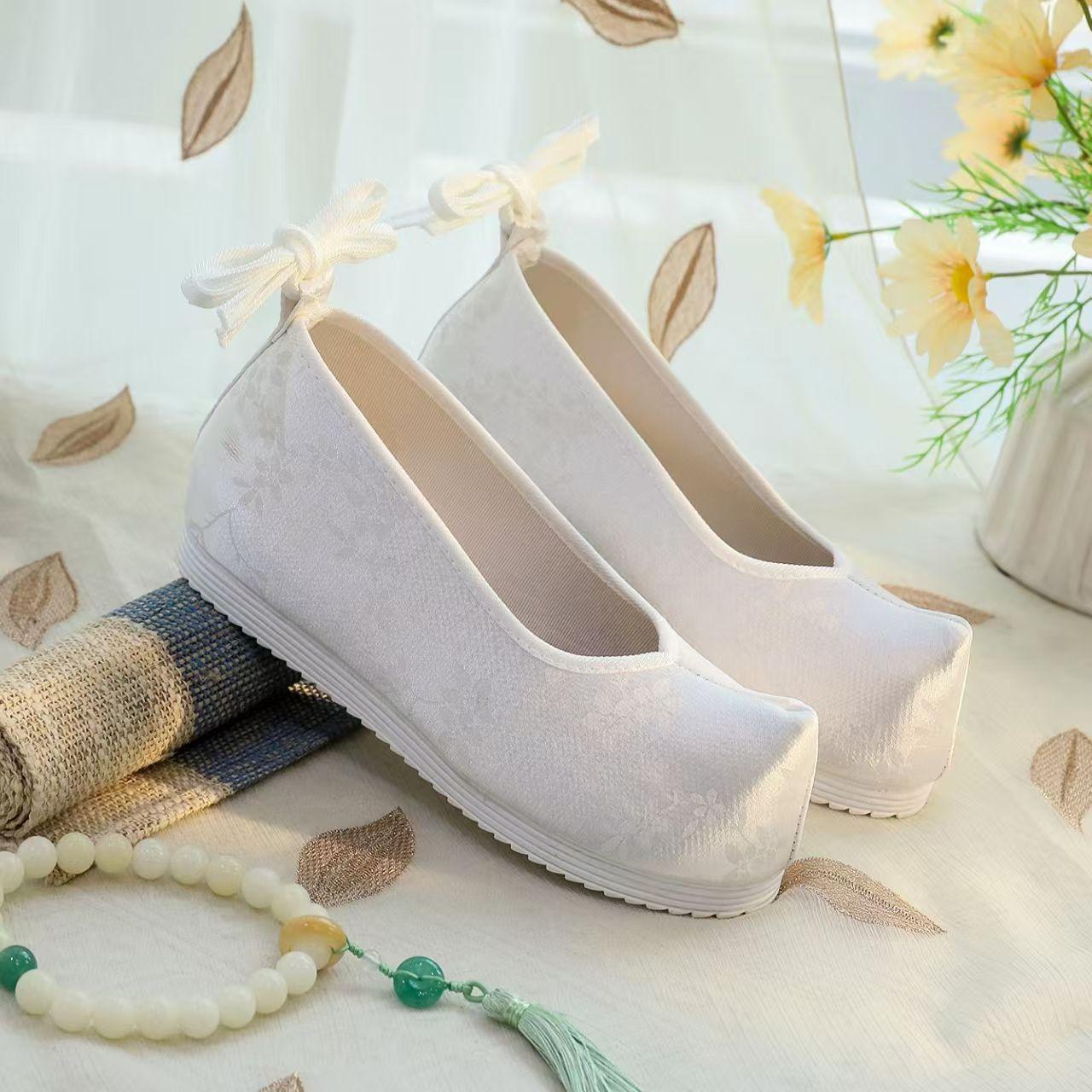 

Women s New Increased Internal Solid Hanfu Shoes Cocked Shoes Toe Soft Sole Non Slip Ankle Strap Ethnic Style Cloth Shoes 34