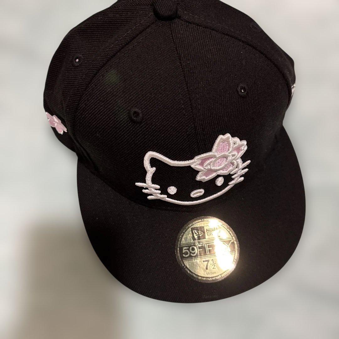 

[USED] Hello Kitty New Era Black Cap