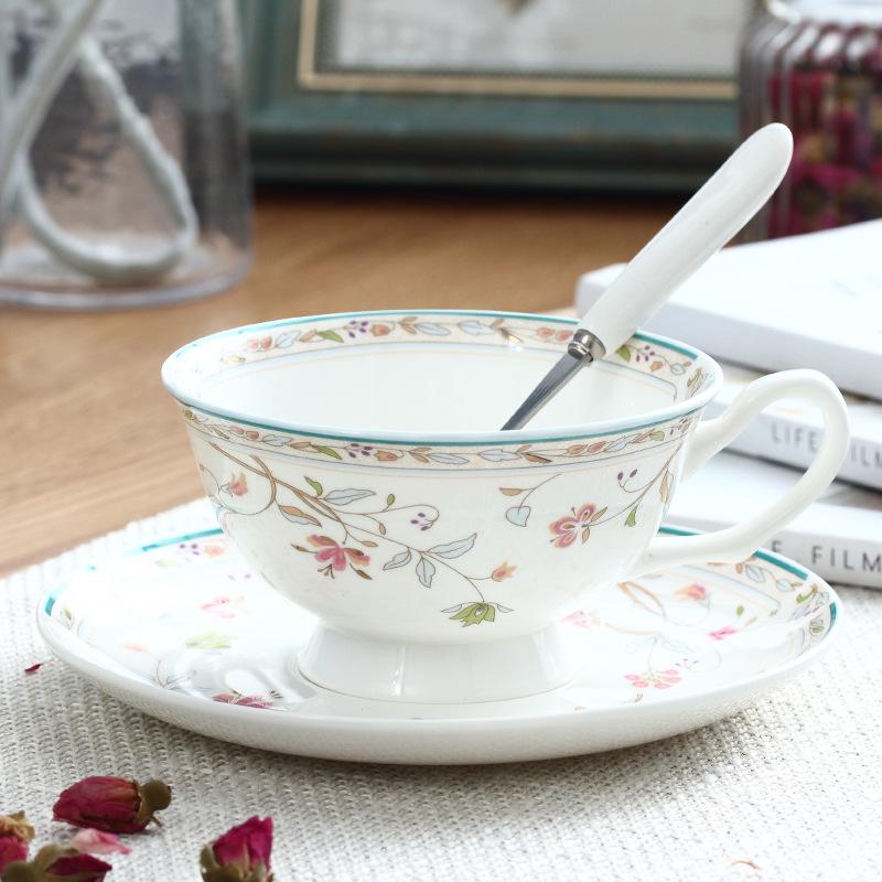 

European Style Bone China Coffee & Tea Cup Set with Saucer 101-200 ml