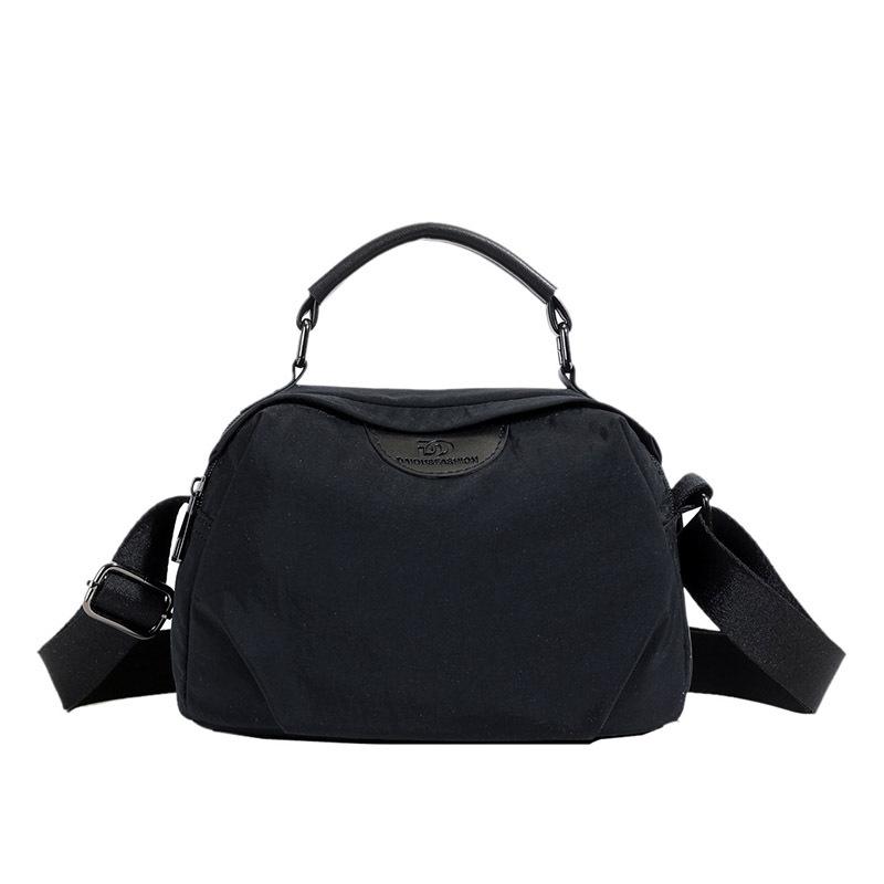 

High quality simple and lightweight multi-layer bag women s new shoulder messenger bag anti-splashing Oxford cloth handbag чёрный