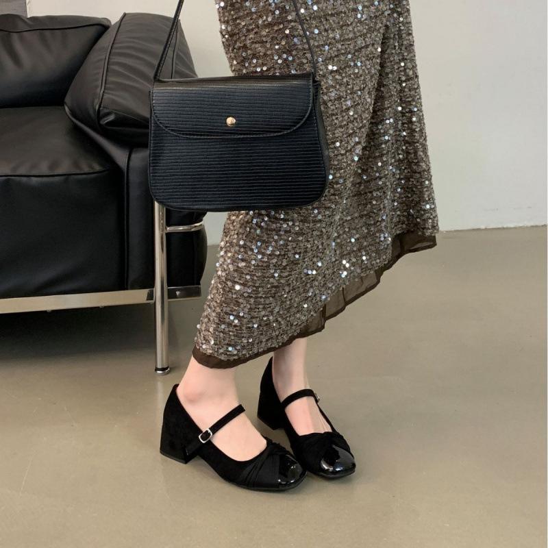 Grov hæl fransk kveldsbris firkantet tå Mary Jane enkeltsko damesko 2025 nye middelhælede damesko