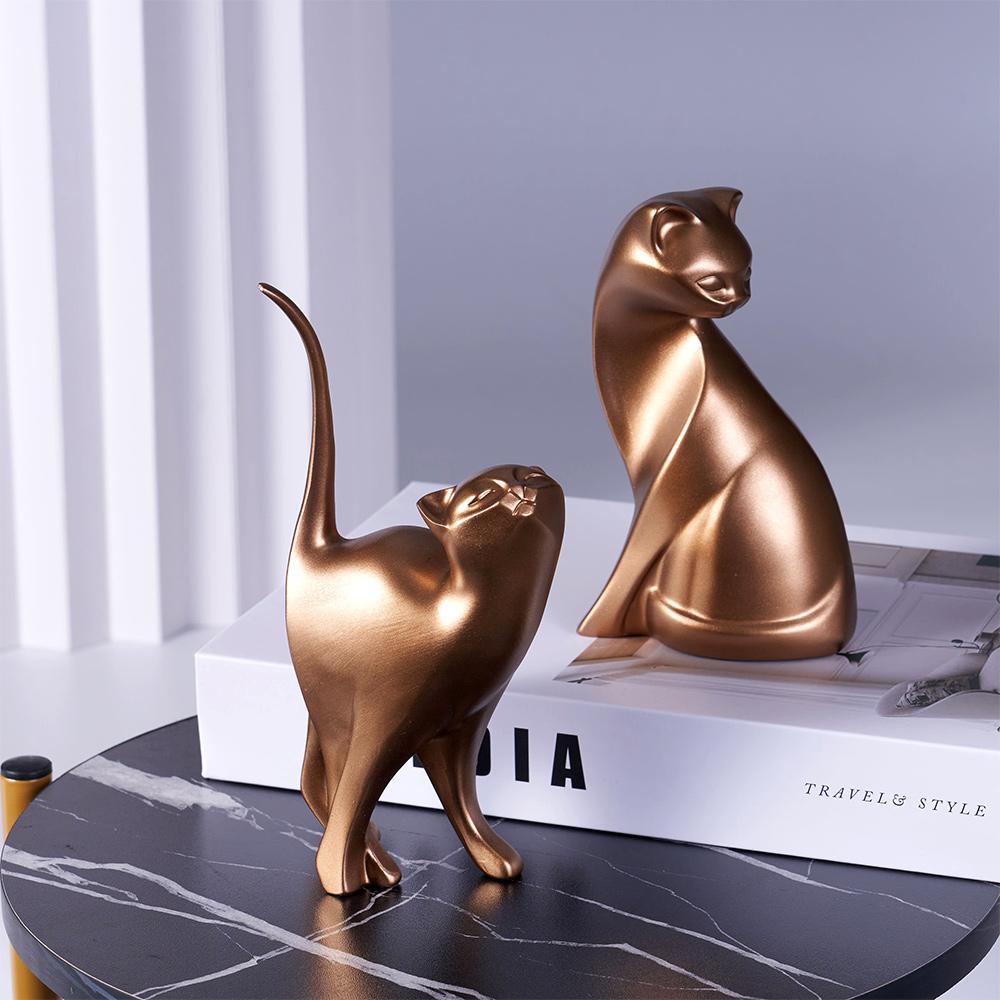 Golden Couples Cat Figurine Table Décor Animal Statues European Creative Resin Art Sculpture Wedding Gift Decoratvie Home Décor