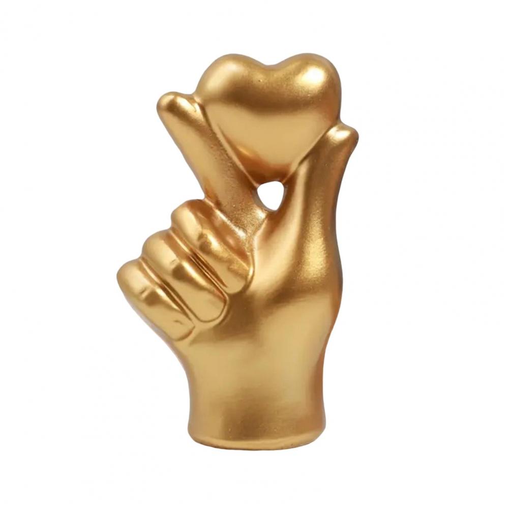 

Holding Heart Hand Sculpture Love Heart Gesture Figurine Heart Gesture Figurine Resin Statue for Home Office Decor Wedding Party золотистий