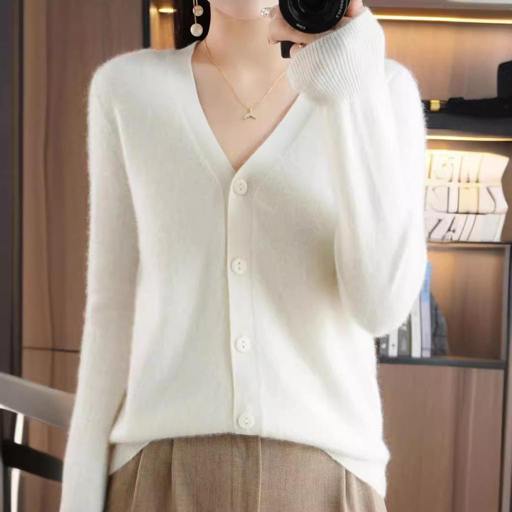 Autumn V-neck Sweater Cardigan Loose Bottoming Sweater Knitted Cardigan Female Solid Color Short Paragraph Outwear
