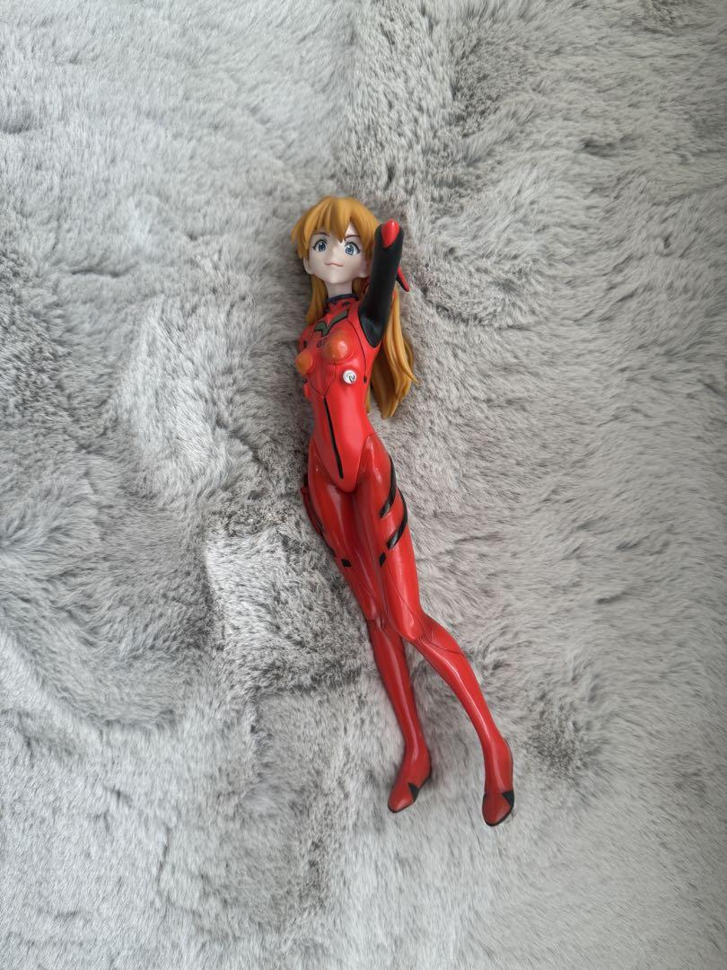 

[Б/У] Фигурка Аски Лэнгли Красная