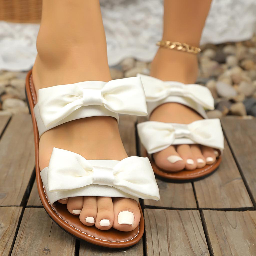 Flat-bottomed European and American One-word Slippers Women's Summer New Large-size Bow Beach Cool Slippers