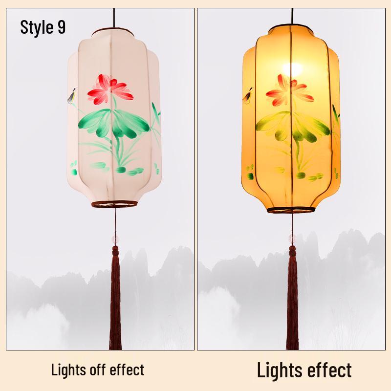 Chinese Hand-Painted Classical Palace-Style Winter Melon Lantern for Restaurants and Tea Houses