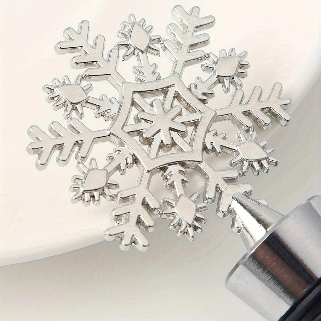 1pc/2pcs/3pcsExquisite Snowflake Wine Stopper - Preserves Wine Freshness,Creative Christmas Gift,Party Decoration, Durable