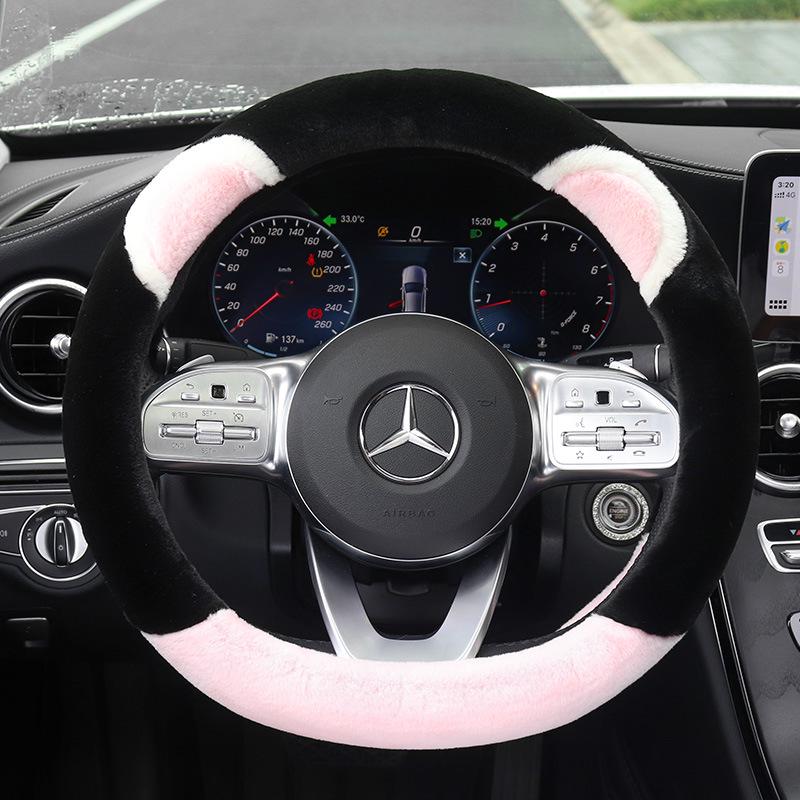 Women's Plush Winter Steering Wheel Cover - Korean Fashion, Universal Fit, Warm & Heated, Four Seasons Use.