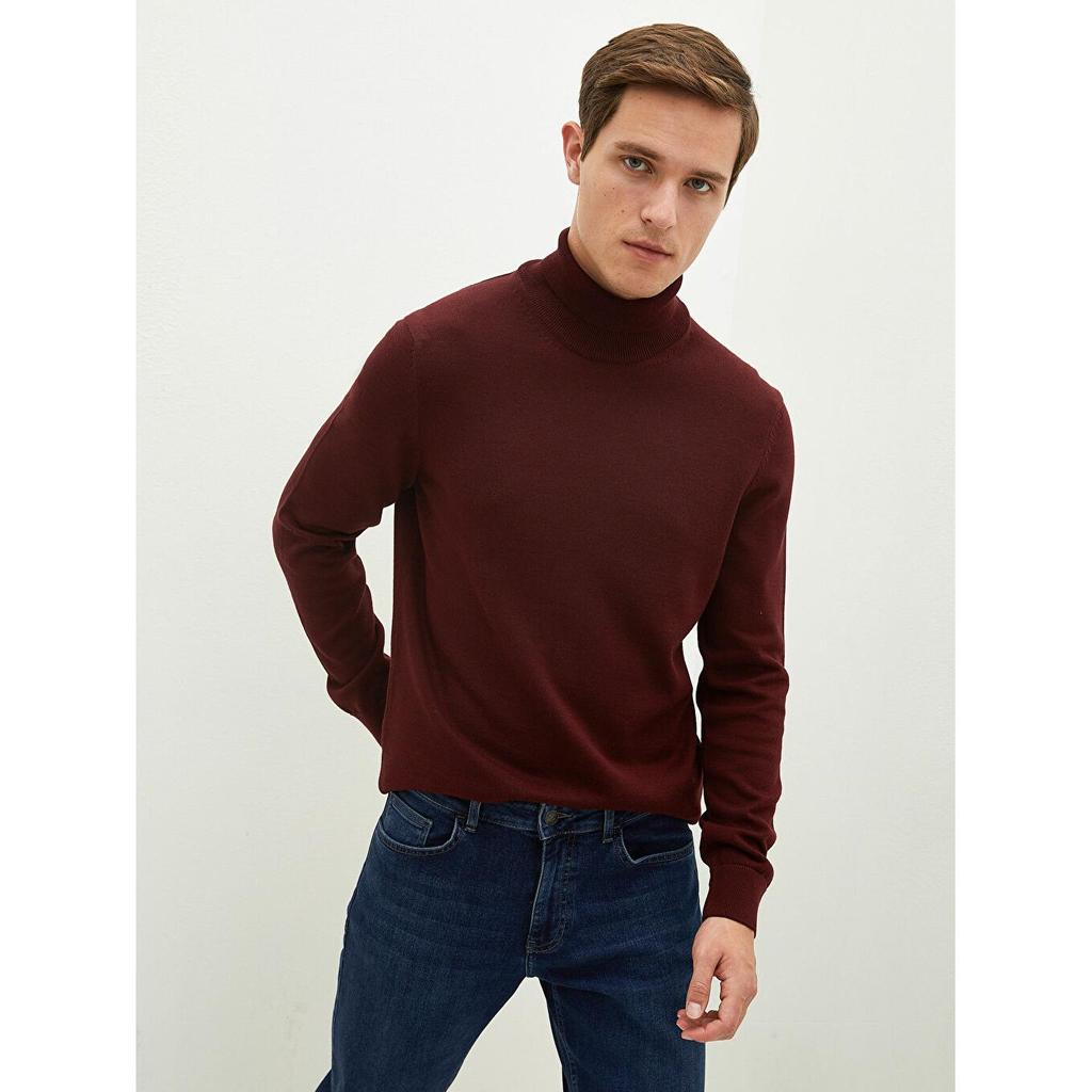 maroon turtleneck men