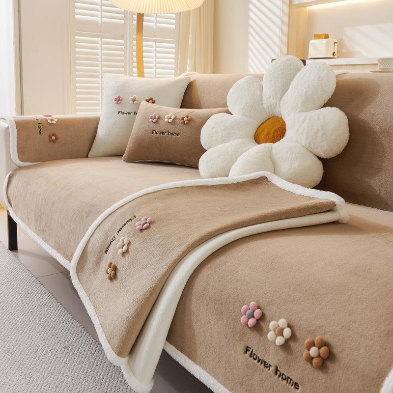 New Model Winter Fresh Milk Velvet Sofa Towel Thicken Plush Soft And Smooth Sofa Covers Living Room Anti-slip Couch Covers