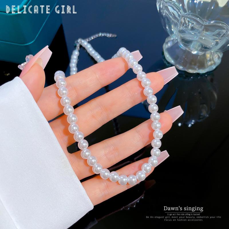 Geometric Popular Elements Luxury Banquet Wedding Necklace Women'S Versatile Clavicle Chain Titanium Steel