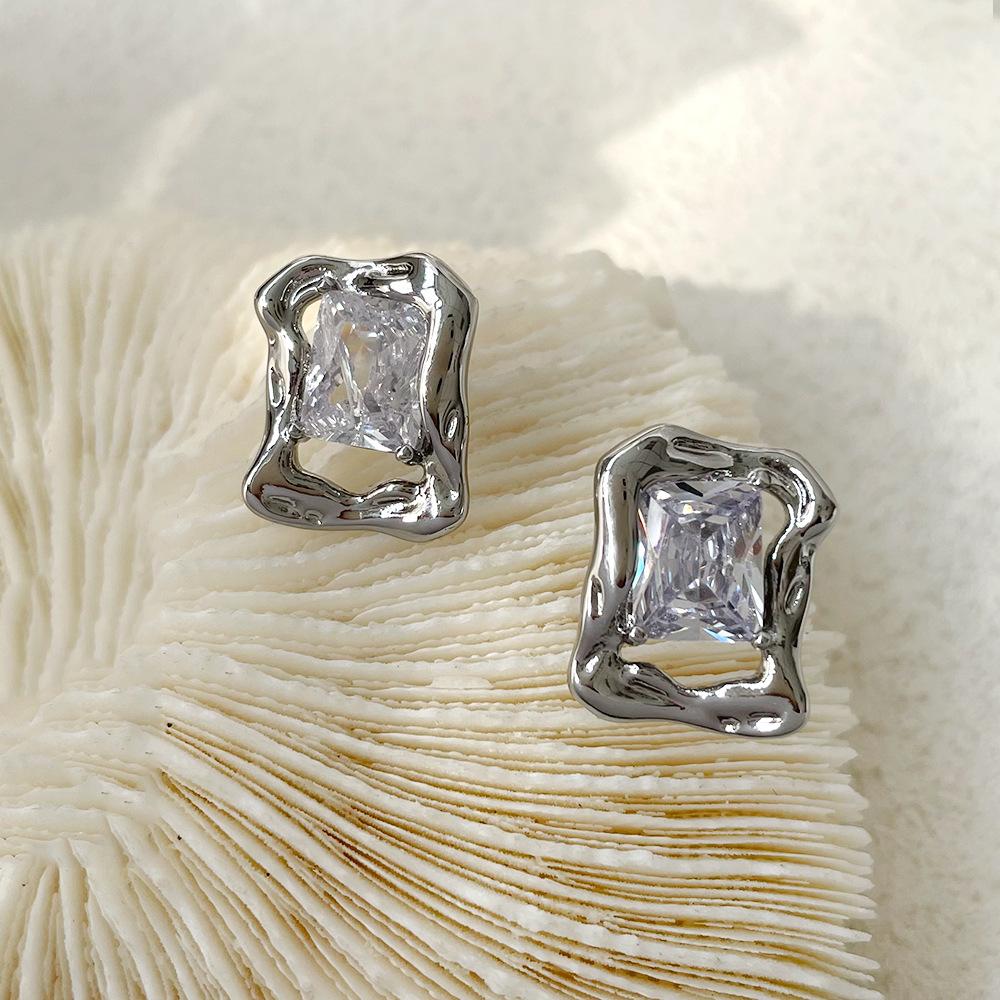 Fashion Fine Sparkle Zircon C Shape Crystal Earrings For Women Korean Temperament Accessories Wedding Jewelry Girls Gift