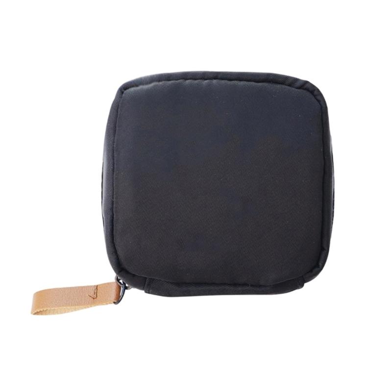 

Compact Lipstick Organizer Cosmetic Bag Toiletry Bag Keeps Your Items Collection Neat and Accessible for Stylish Women чёрный