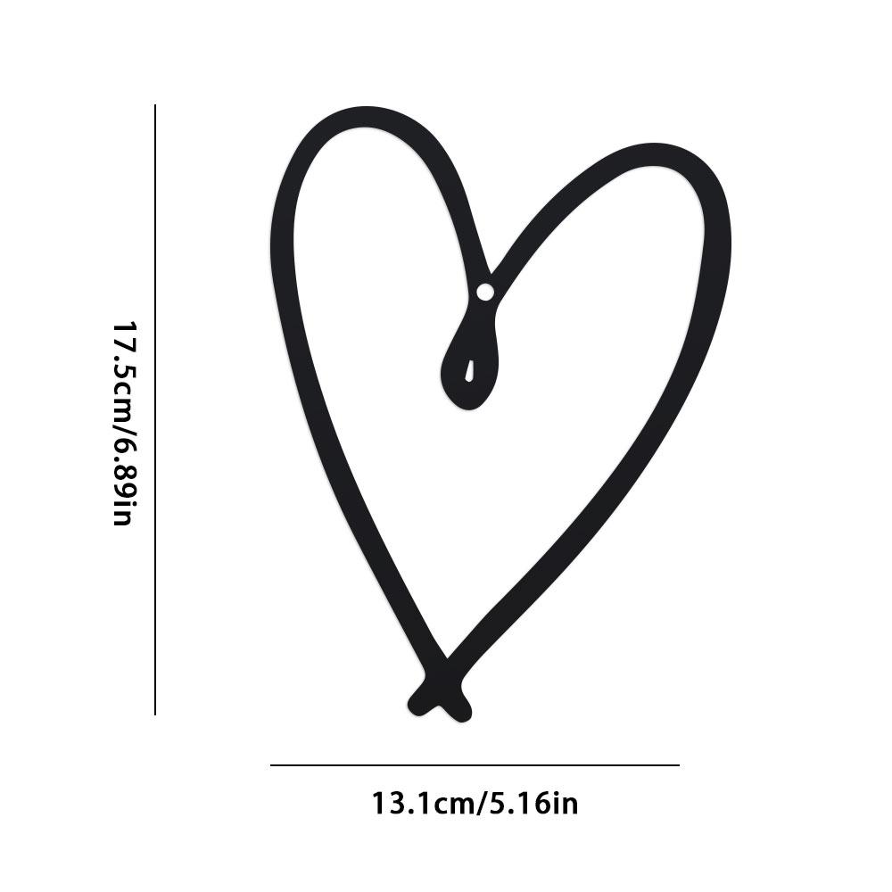 1pc Metal Simple Decor Heart-shaped Metal Wall Hanging Ornament Metal Love Wall Art for Bedroom and Living Room Black