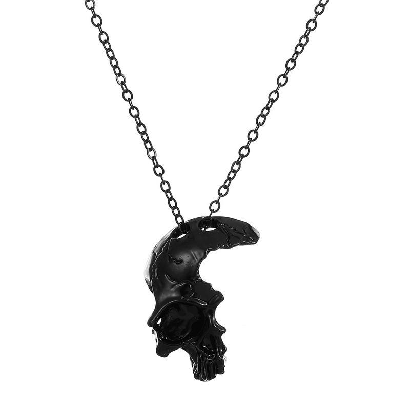 Half face skull necklace men's retro alloy skull pendant gothic necklace jewelry