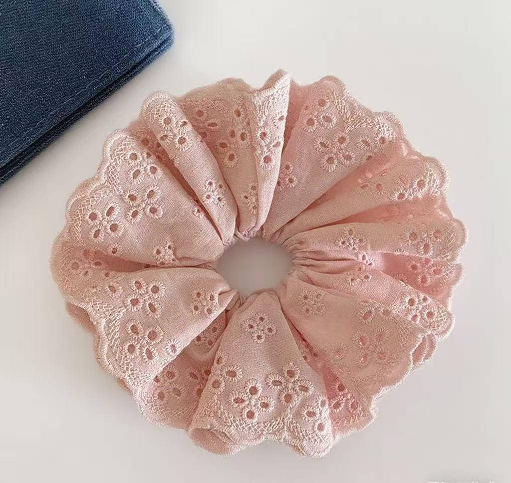 Elegant Summer Lace Scrunchie for Women – Multi-layered Hollow Design Hair Tie Accessory