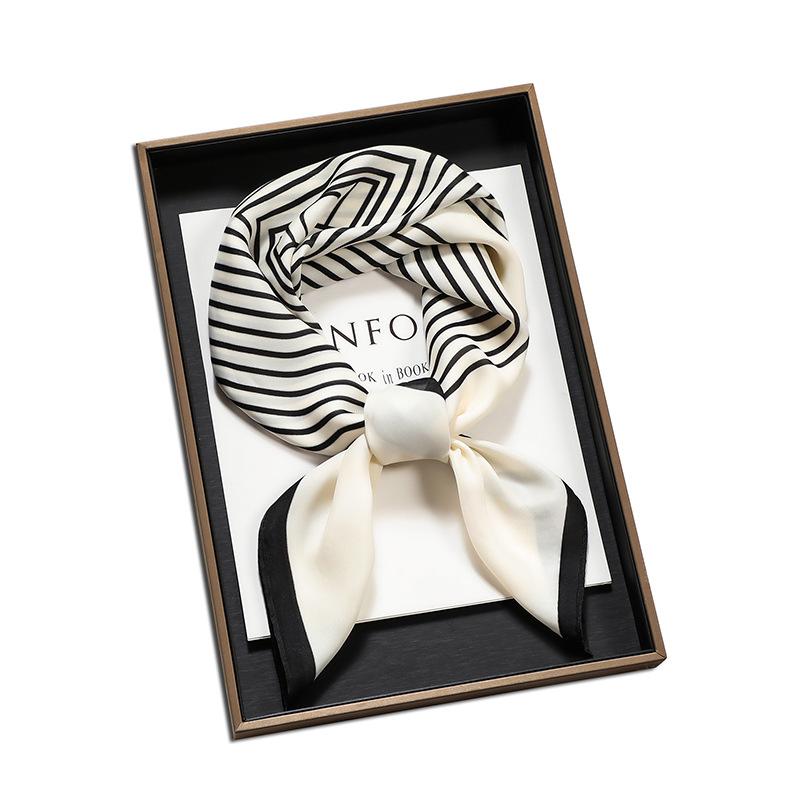 Silk Silk Scarf 100% Silkworm Lady Chinese Square Scarf Scarf For Mother'S Birthday Gift Bag