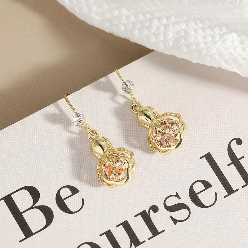 Высококлассные геометрические серьги-тыквы с оленьими рогами: Легкая роскошь и свежая рождественская мода