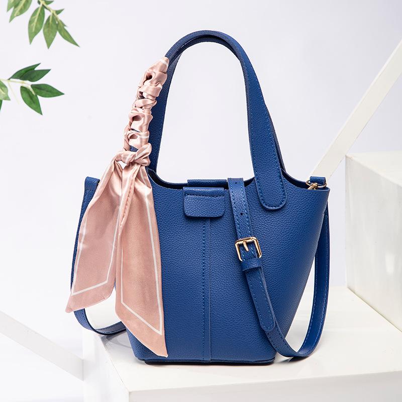 

Fashion silk scarf decorative bucket handbag versatile fresh sweet light luxury niche design синий