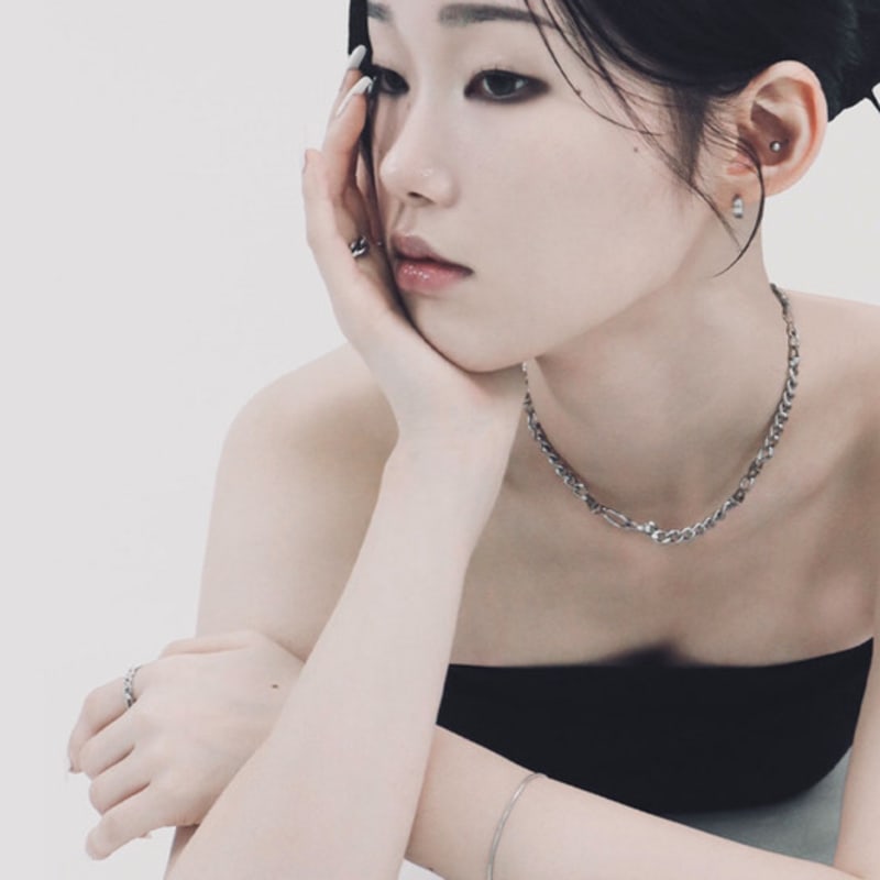 Baroque Stone Thin Snake Chain Bracelet